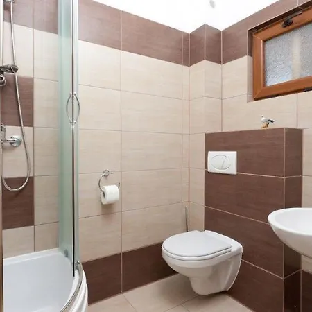 Gerendaház Marlin Rewal